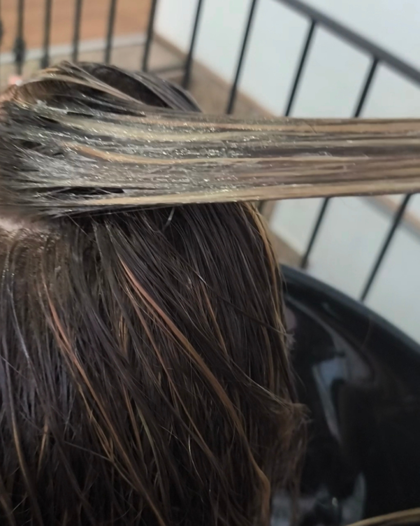 tratamiento capilar barniz glow